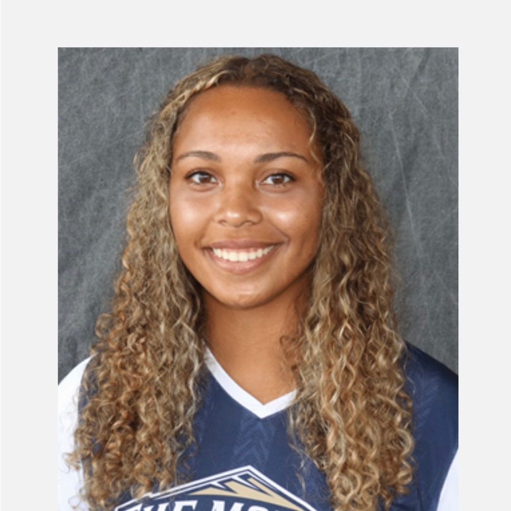 Meet your Posher, Mikayla